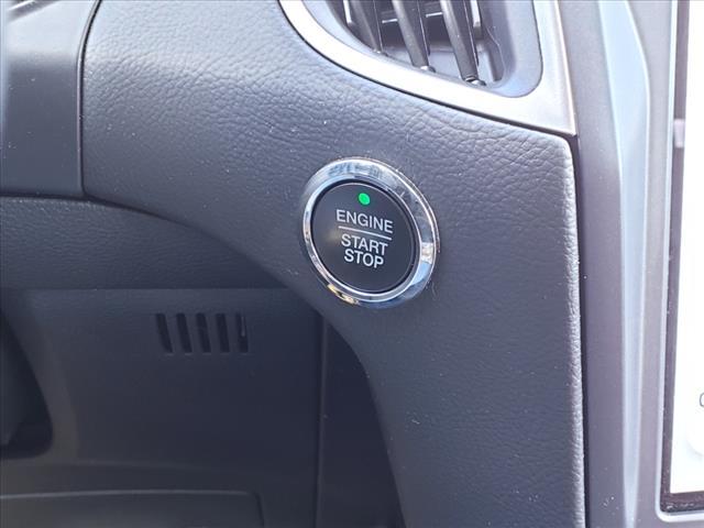 used 2023 Ford Edge car, priced at $25,512