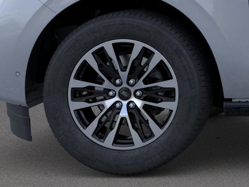 new 2025 Ford Expedition car, priced at $72,620