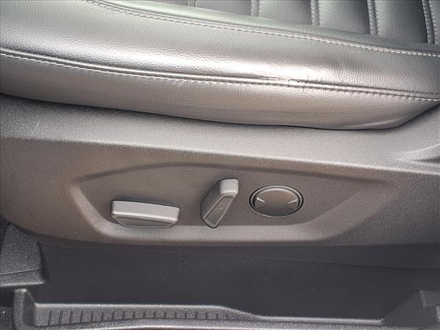 used 2024 Ford Edge car, priced at $29,495