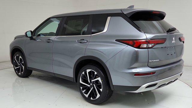 new 2024 Mitsubishi Outlander car, priced at $37,815