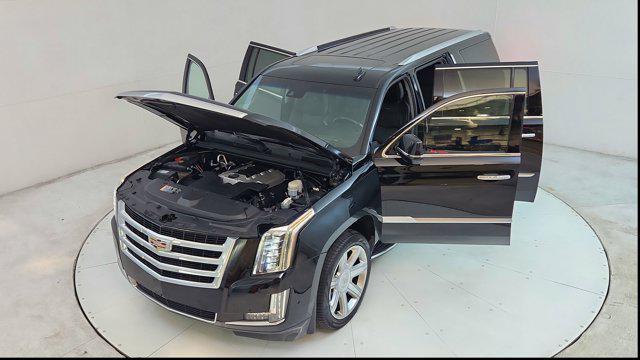 used 2020 Cadillac Escalade ESV car, priced at $41,000