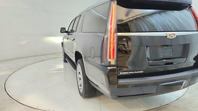 used 2020 Cadillac Escalade ESV car, priced at $41,000