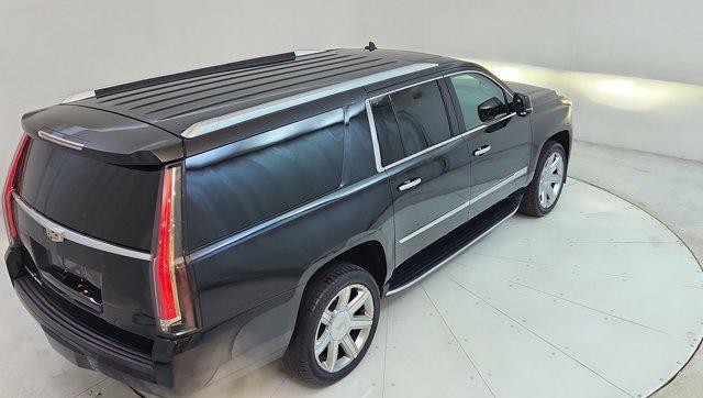 used 2020 Cadillac Escalade ESV car, priced at $41,000