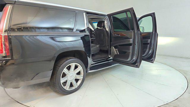 used 2020 Cadillac Escalade ESV car, priced at $41,000