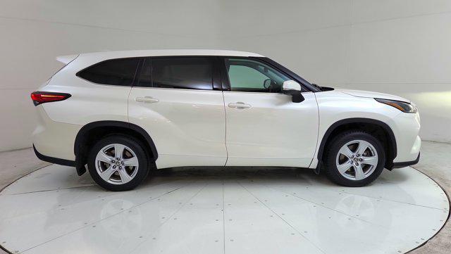 used 2021 Toyota Highlander car, priced at $25,400