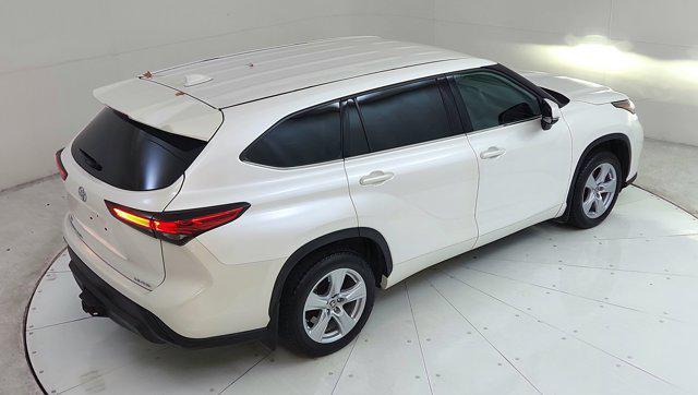 used 2021 Toyota Highlander car, priced at $25,400