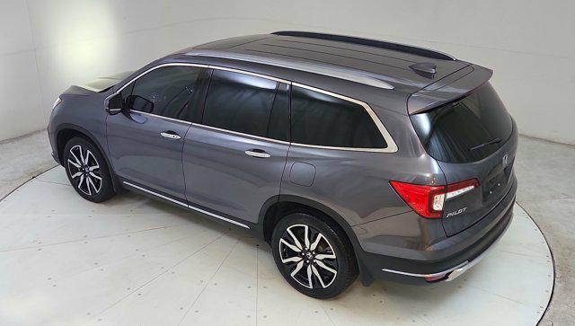 used 2021 Honda Pilot car, priced at $28,000