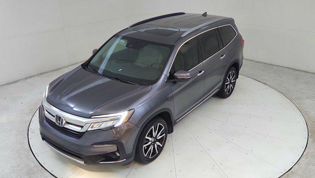 used 2021 Honda Pilot car, priced at $28,000