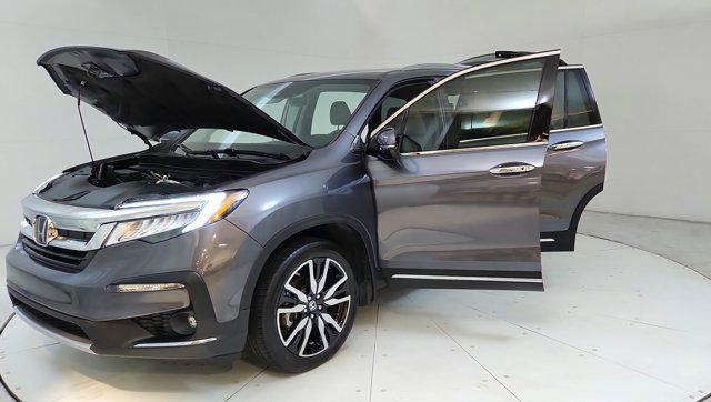 used 2021 Honda Pilot car, priced at $28,000