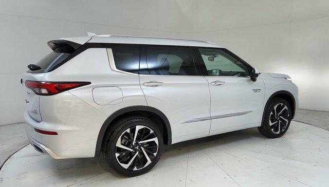 new 2025 Mitsubishi Outlander PHEV car, priced at $49,555