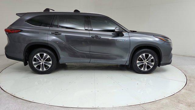 used 2021 Toyota Highlander Hybrid car, priced at $33,501