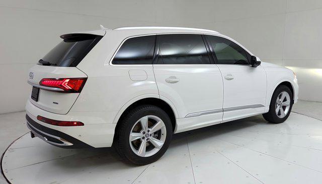 used 2021 Audi Q7 car, priced at $30,400