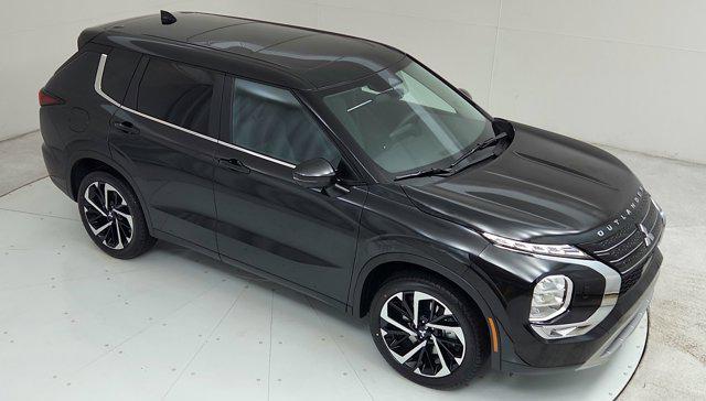 new 2024 Mitsubishi Outlander car, priced at $38,410