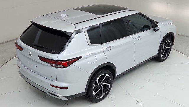 new 2024 Mitsubishi Outlander car, priced at $38,410