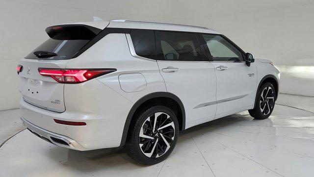 new 2025 Mitsubishi Outlander PHEV car, priced at $49,655