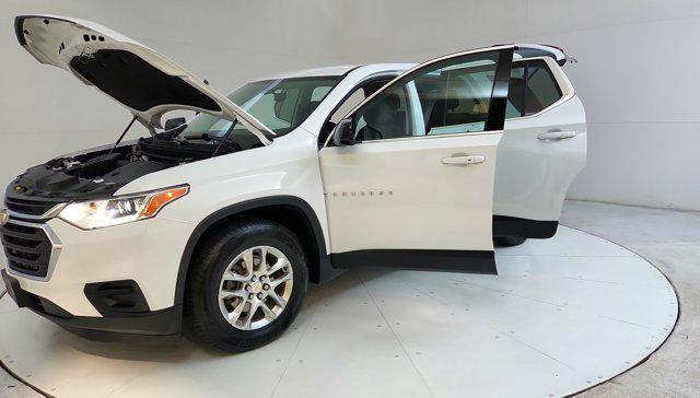 used 2020 Chevrolet Traverse car, priced at $22,900