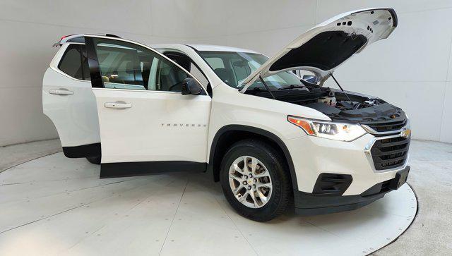 used 2020 Chevrolet Traverse car, priced at $22,900