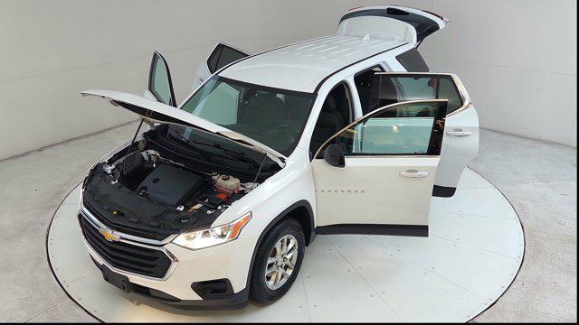 used 2020 Chevrolet Traverse car, priced at $22,900