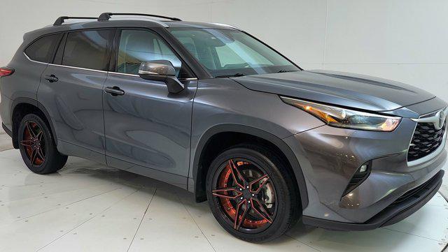 used 2021 Toyota Highlander car, priced at $30,000