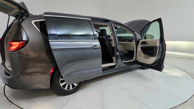 used 2021 Chrysler Pacifica Hybrid car, priced at $24,000