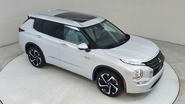 new 2025 Mitsubishi Outlander PHEV car, priced at $49,655