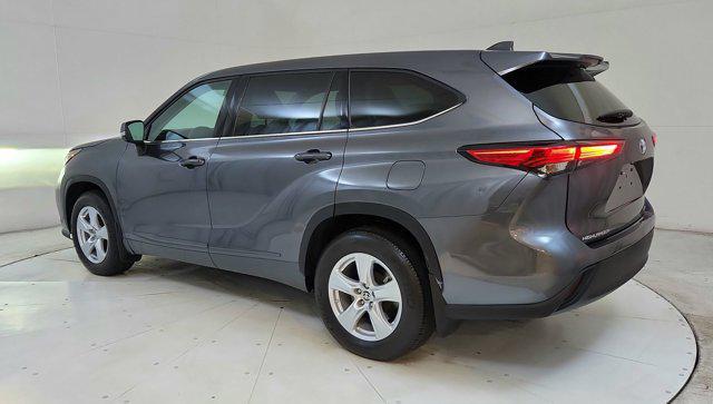 used 2021 Toyota Highlander car, priced at $28,902