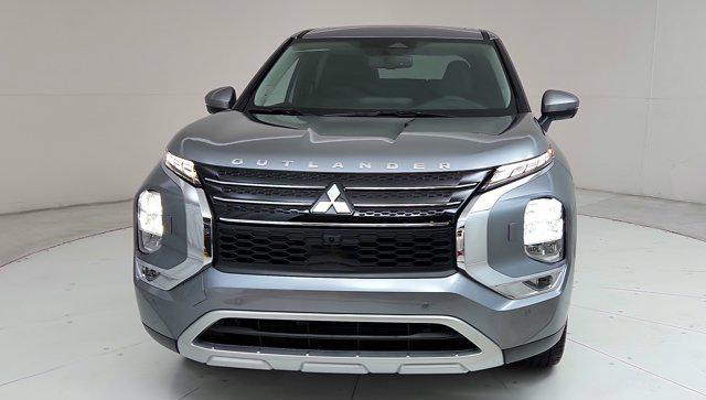 new 2024 Mitsubishi Outlander car, priced at $37,815