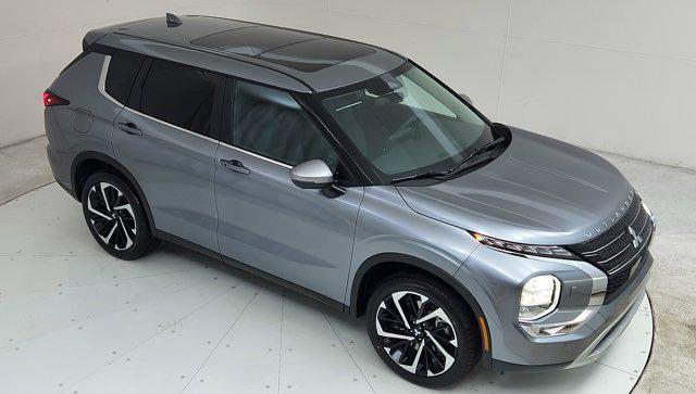 new 2024 Mitsubishi Outlander car, priced at $37,815