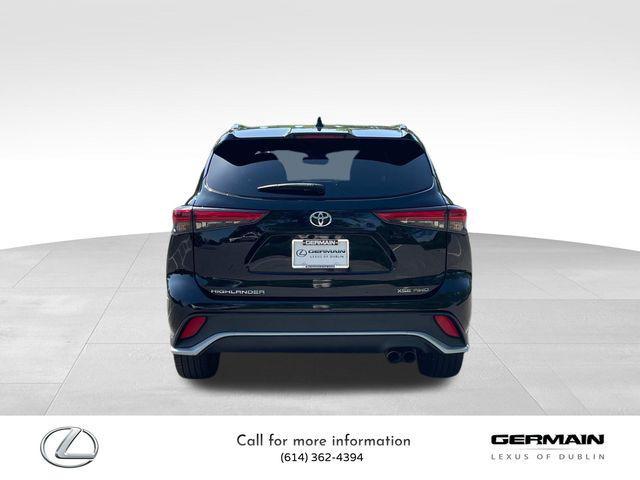 used 2021 Toyota Highlander car, priced at $32,455