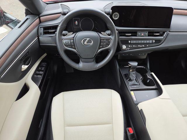 used 2025 Lexus ES 350 car, priced at $45,960