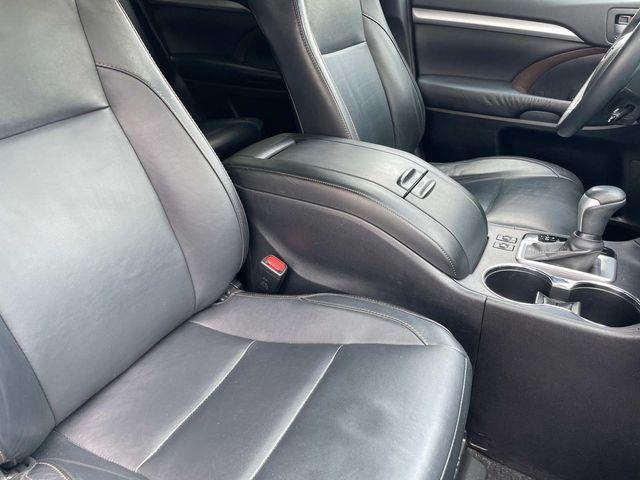 used 2016 Toyota Highlander car, priced at $22,274