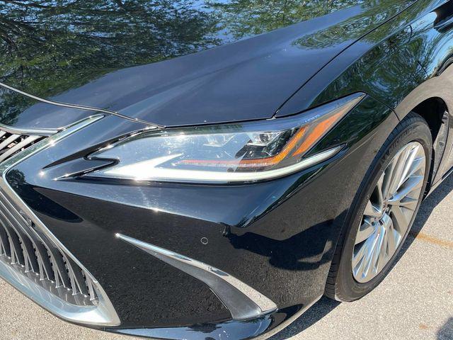 used 2020 Lexus ES 350 car, priced at $35,228