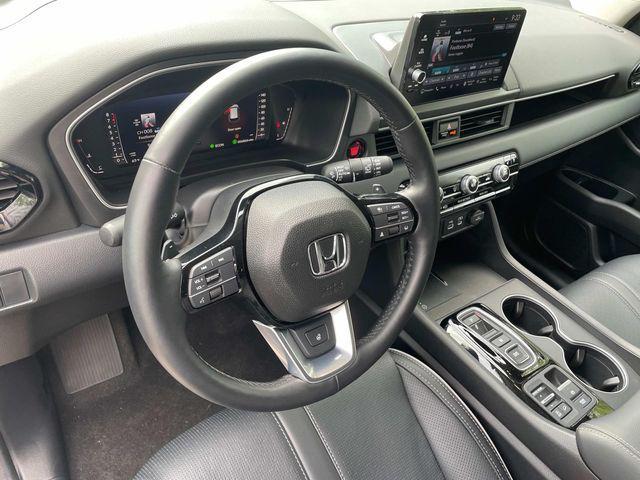 used 2025 Honda Pilot car, priced at $48,987