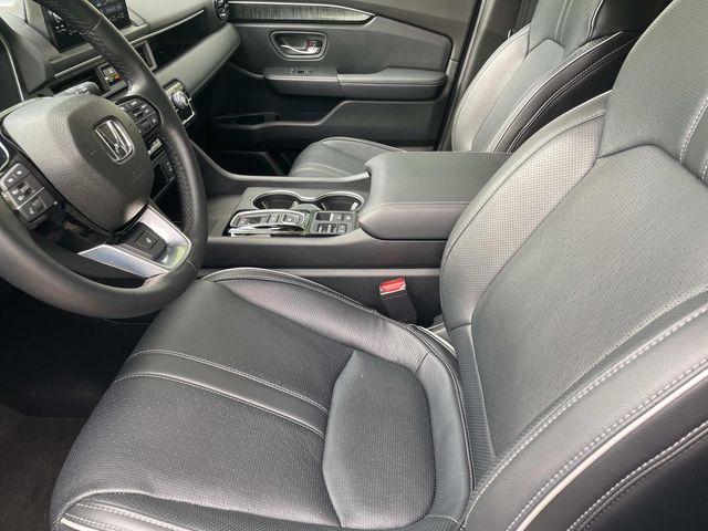 used 2025 Honda Pilot car, priced at $50,985