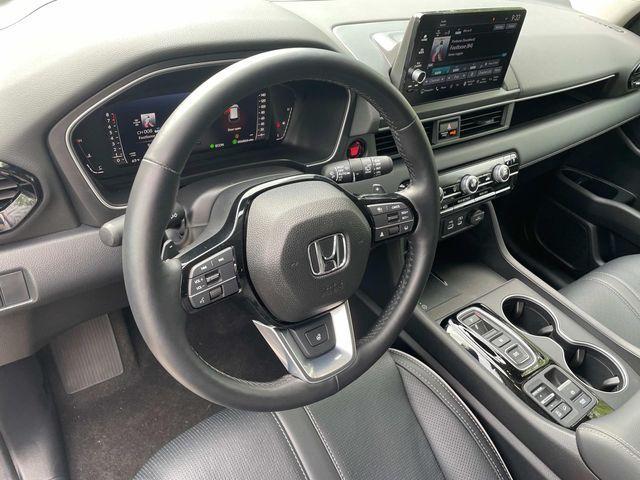 used 2025 Honda Pilot car, priced at $50,985