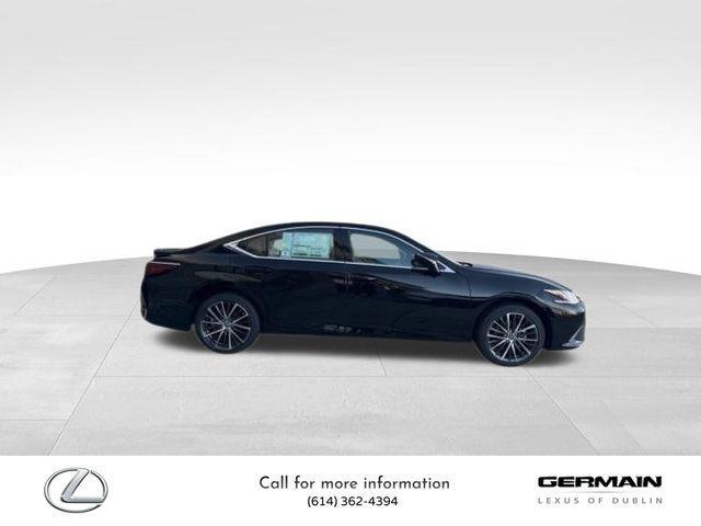 new 2025 Lexus ES 300h car, priced at $48,626