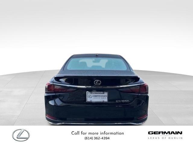 new 2025 Lexus ES 300h car, priced at $48,626