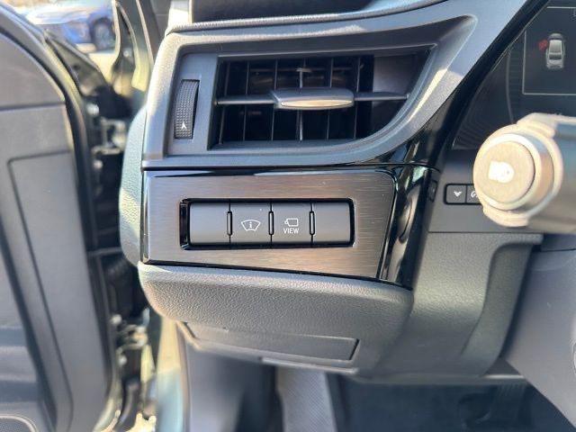 new 2025 Lexus ES 350 car, priced at $54,946