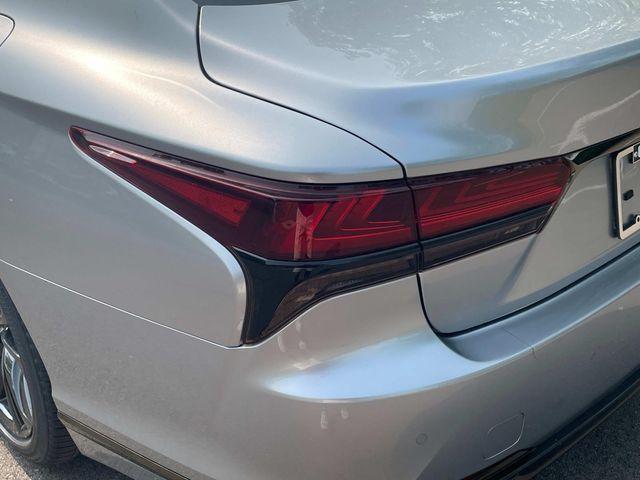 used 2022 Lexus LS 500 car, priced at $59,749