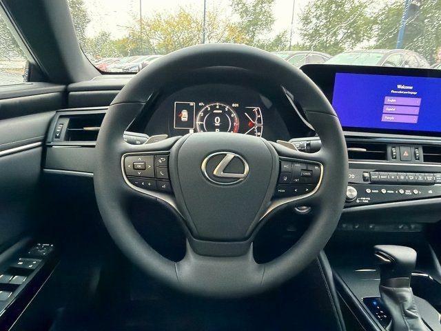new 2025 Lexus ES 350 car, priced at $46,662