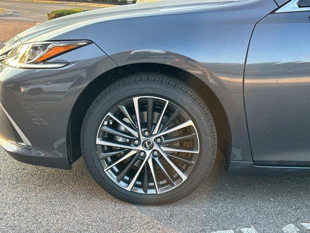 new 2025 Lexus ES 350 car, priced at $46,662