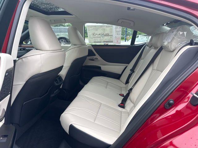 new 2025 Lexus ES 300h car, priced at $54,390