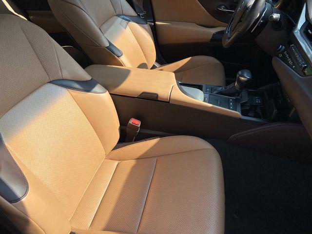 used 2019 Lexus ES 350 car, priced at $29,985