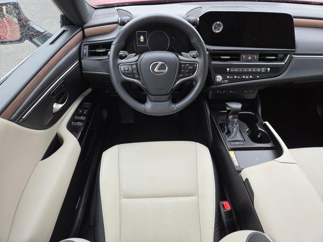 used 2025 Lexus ES 350 car, priced at $45,115