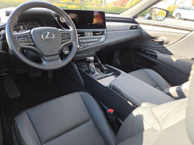 used 2025 Lexus ES 350 car, priced at $45,433