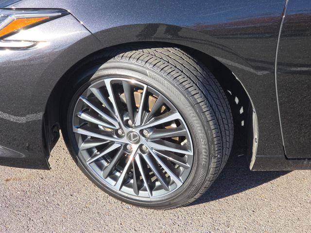 used 2025 Lexus ES 350 car, priced at $45,433
