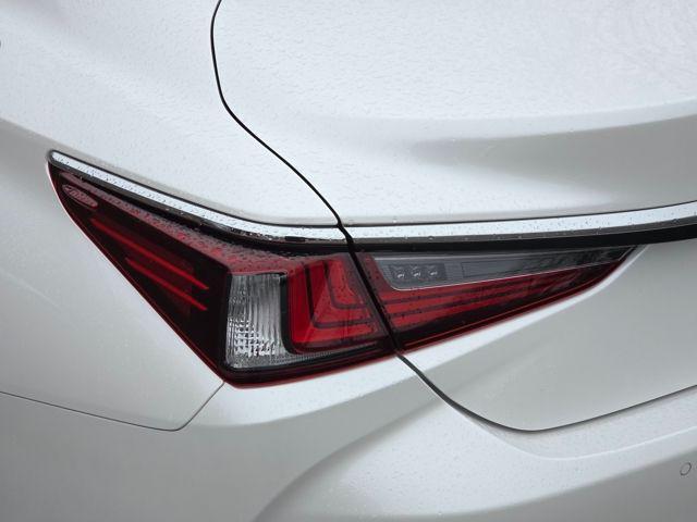 used 2023 Lexus ES 350 car, priced at $39,485