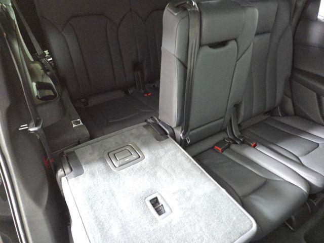 used 2020 Audi Q7 car, priced at $29,472