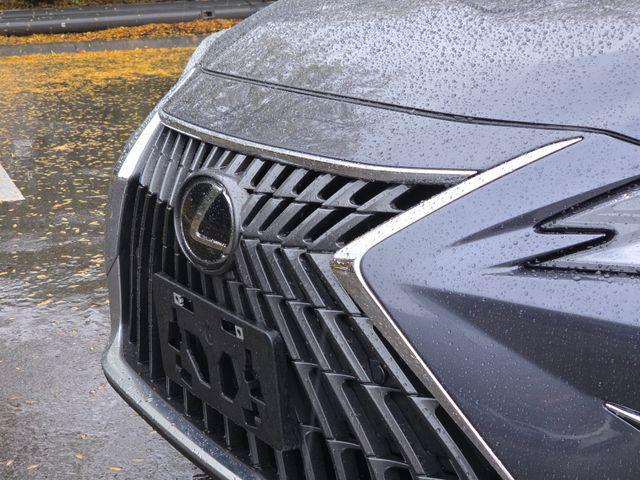 used 2025 Lexus ES 350 car, priced at $44,854