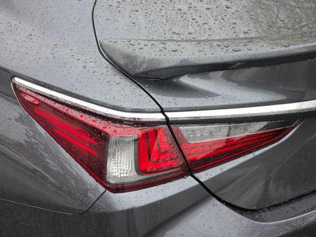 used 2025 Lexus ES 350 car, priced at $44,854